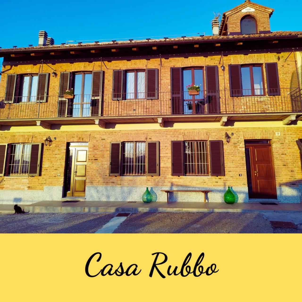 Casa Rubbo - Appartamento In Collina 'Monviso' Alba  Dış mekan fotoğraf